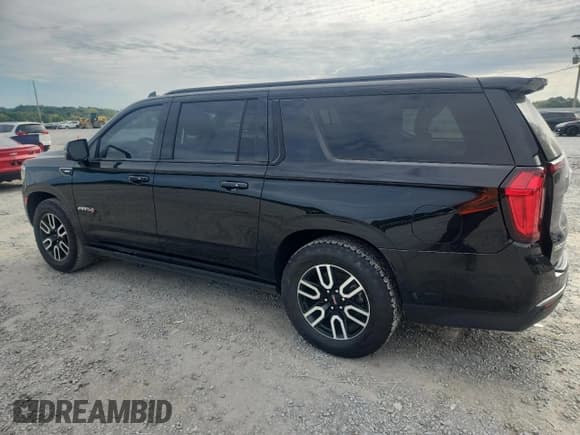 ✅ 2023 GMC Yukon XL AT4 • VIN: 1GKS2HKD3PR275261 • Lot: 59903455. Wystawiony na Copart z przebiegiem 125 462 mil. Bezpłatny archiwum sprzedaży aukcyjnych z USA i szczegółowy raport historii pojazdu na DreamBid. Zdjęcie 2.