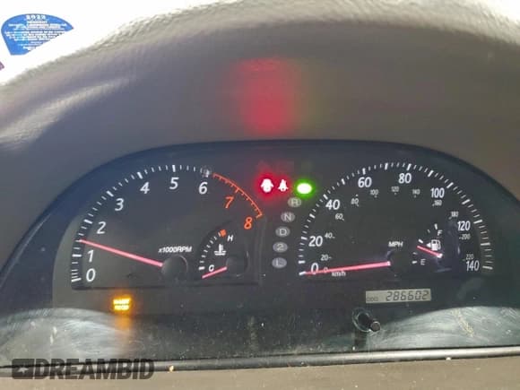 ✅ 2004 Toyota Camry LE • VIN: 4T1BE32K84U899310 • Lot: 93648325. Wystawiony na Copart z przebiegiem 286 602 mil. Bezpłatny archiwum sprzedaży aukcyjnych z USA i szczegółowy raport historii pojazdu na DreamBid. Zdjęcie 9.