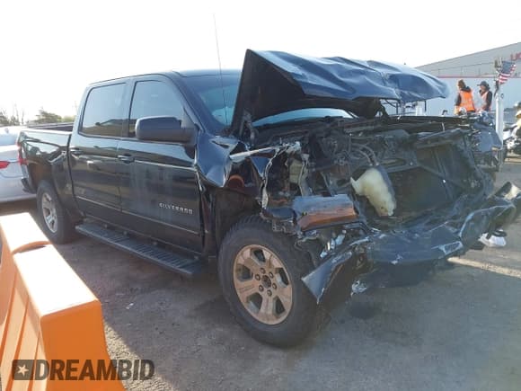 ✅ 2017 Chevrolet Silverado 1500 LT • VIN: 3GCUKREH1HG233391 • Lot: 41920315. Listed on IAAI with 112,843 mi. Free auction sales archive from the USA and detailed vehicle history report at DreamBid. Image 1.