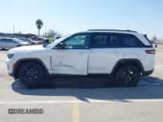 ✅ 2023 Jeep Grand Cherokee Laredo • VIN: 1C4RJHAGXPC660392 • Лот: 41845564. Опубликован ранее на IAAI с пробегом 7 444 миль. Бесплатный доступ к архиву аукционных продаж из США и подробный отчёт об истории автомобиля на DreamBid. Изображение 14.