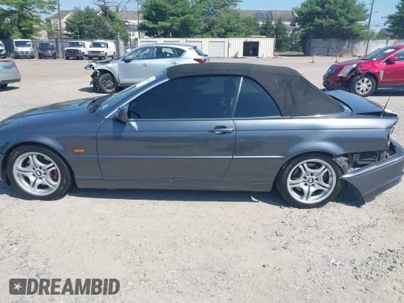 2001 BMW 3 Series 330Ci с VIN WBABS53431JU85127, выставлен на аукционе IAAI как лот 42582464 с пробегом 78 812 миль миль и . История ставок и продаж доступна на DreamBid. Изображение 14.
