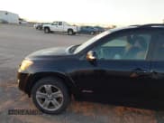 ✅ 2011 Toyota RAV4 Sport • VIN: JTMRK4DV5B5105010 • Lot: 43286567. Listed on IAAI with 105,981 mi. Free auction sales archive from the USA and detailed vehicle history report at DreamBid. Image 18.