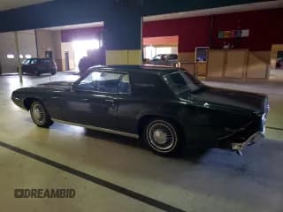 ✅ 1967 Ford Thunderbird • VIN: 7Y81Z102445 • Лот: 68542543. Опубликован ранее на Copart с пробегом 60 979 миль. Бесплатный доступ к архиву аукционных продаж из США и подробный отчёт об истории автомобиля на DreamBid. Изображение 2.