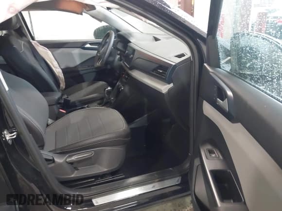 ✅ 2023 Volkswagen Taos SE • VIN: 3VVSX7B24PM380559 • Lot: 42962824. Listed on IAAI with 38,041 mi. Free auction sales archive from the USA and detailed vehicle history report at DreamBid. Image 5.