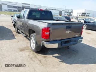 ✅ 2008 Chevrolet Silverado 1500 1LT • VIN: 2GCEC19J481298955 • Lot: 43246623. Wystawiony na IAAI z przebiegiem 152 808 mil. Bezpłatny archiwum sprzedaży aukcyjnych z USA i szczegółowy raport historii pojazdu na DreamBid. Zdjęcie 3.