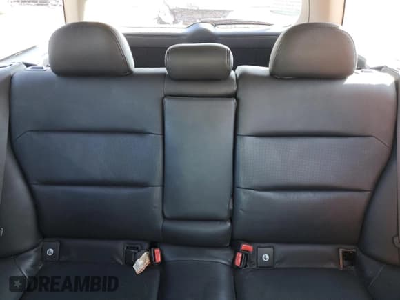 ✅ 2005 Subaru Legacy Outback XT Limited • VIN: 4S4BP67C254381336 • Лот: 59405705. Опубликован ранее на Copart с пробегом 128 049 миль. Бесплатный доступ к архиву аукционных продаж из США и подробный отчёт об истории автомобиля на DreamBid. Изображение 10.