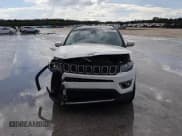 ✅ 2018 Jeep Compass Limited • VIN: 3C4NJCCB7JT368200 • Lot: 94983905. Wystawiony na Copart z przebiegiem 51 716 mil. Bezpłatny archiwum sprzedaży aukcyjnych z USA i szczegółowy raport historii pojazdu na DreamBid. Zdjęcie 14.