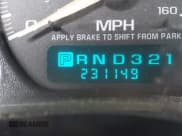 ✅ 2002 Chevrolet Suburban LT • VIN: 1GNFK16Z12J148114 • Лот: 42180158. Опубликован ранее на IAAI с пробегом 231 149 миль. Бесплатный доступ к архиву аукционных продаж из США и подробный отчёт об истории автомобиля на DreamBid. Изображение 15.