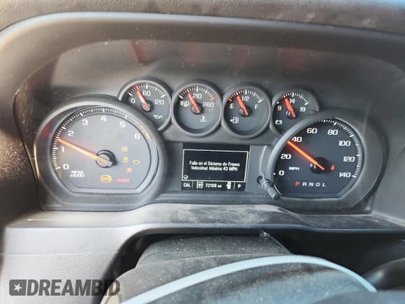 ✅ 2019 Chevrolet Silverado 1500 Custom • VIN: 1GCUYBEF2KZ379164 • Lot: 71219625. Wystawiony na Copart z przebiegiem 72 109 mil. Bezpłatny archiwum sprzedaży aukcyjnych z USA i szczegółowy raport historii pojazdu na DreamBid. Zdjęcie 9.