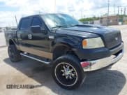 ✅ 2005 Ford F-150 XLT • VIN: 1FTRW12W65FA60527 • Lot: 42674080. Wystawiony na IAAI z przebiegiem 203 795 mil. Bezpłatny archiwum sprzedaży aukcyjnych z USA i szczegółowy raport historii pojazdu na DreamBid. Zdjęcie 1.