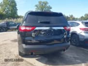 ✅ 2019 Chevrolet Traverse LS • VIN: 1GNEVFKW0KJ162114 • Lot: 43371734. Wystawiony na IAAI z przebiegiem 114 863 mil. Bezpłatny archiwum sprzedaży aukcyjnych z USA i szczegółowy raport historii pojazdu na DreamBid. Zdjęcie 17.