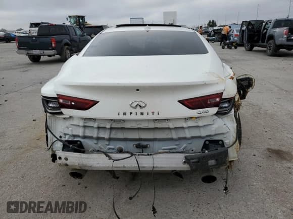 ✅ 2018 Infiniti Q60 Sport • VIN: JN1EV7EK1JM342872 • Лот: 68375312. Опубликован ранее на Copart с пробегом Не указан. Бесплатный доступ к архиву аукционных продаж из США и подробный отчёт об истории автомобиля на DreamBid. Изображение 6.