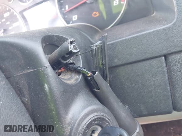 ✅ 2009 Chevrolet Equinox LS • VIN: 2CNDL13F696228387 • Лот: 41842540. Опубликован ранее на IAAI с пробегом 288 246 миль. Бесплатный доступ к архиву аукционных продаж из США и подробный отчёт об истории автомобиля на DreamBid. Изображение 13.