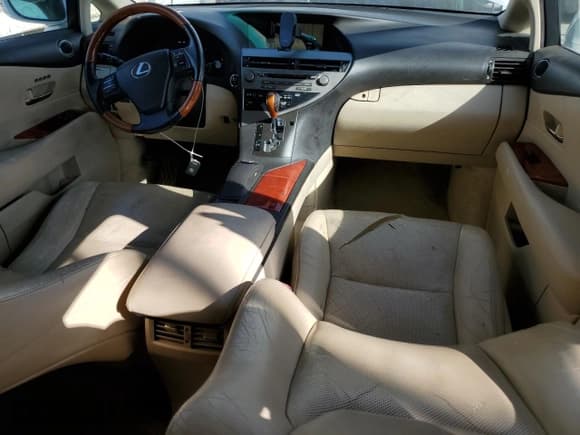 ✅ 2011 Lexus RX 450h • VIN: JTJZB1BA6B2004829 • Lot: 71307765. Wystawiony na Copart z przebiegiem 188 699 mil. Bezpłatny archiwum sprzedaży aukcyjnych z USA i szczegółowy raport historii pojazdu na DreamBid. Zdjęcie 8.