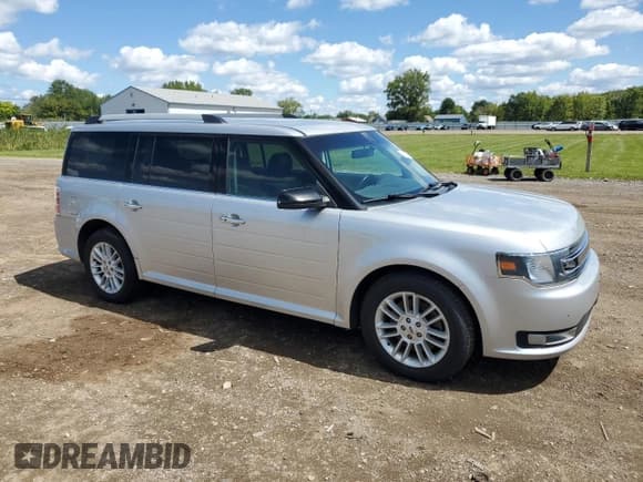 ✅ 2015 Ford Flex SEL • VIN: 2FMHK6C89FBA05685 • Lot: 70727975. Listed on Copart with 216,202 mi. Free auction sales archive from the USA and detailed vehicle history report at DreamBid. Image 4.