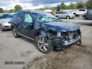 ✅ 2015 Nissan Pathfinder SV • VIN: 5N1AR2MN2FC613641 • Lot: 89462295. Wystawiony na Copart z przebiegiem Nie podano. Bezpłatny archiwum sprzedaży aukcyjnych z USA i szczegółowy raport historii pojazdu na DreamBid. Zdjęcie 4.