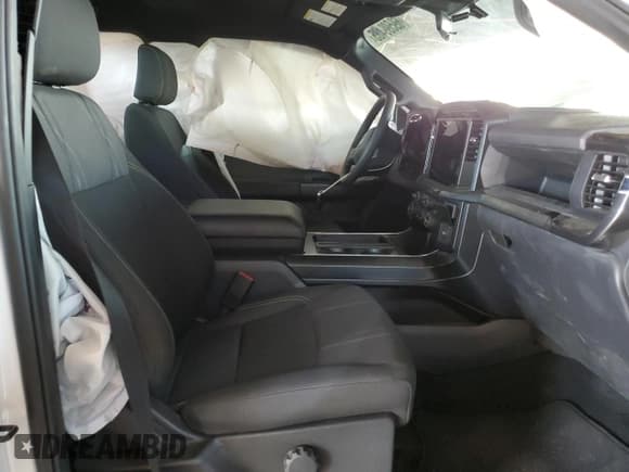 ✅ 2024 Ford F-150 STX • VIN: 1FTEW2K59RKD28303 • Lot: 69599485. Listed on Copart with 5,859 mi. Free auction sales archive from the USA and detailed vehicle history report at DreamBid. Image 7.