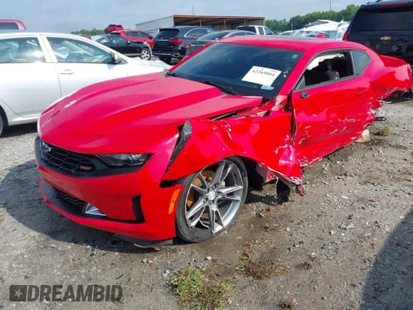 ✅ 2019 Chevrolet Camaro 2LT • VIN: 1G1FD1RSXK0121980 • Lot: 42269804. Wystawiony na IAAI z przebiegiem 64 631 mil. Bezpłatny archiwum sprzedaży aukcyjnych z USA i szczegółowy raport historii pojazdu na DreamBid. Zdjęcie 2.