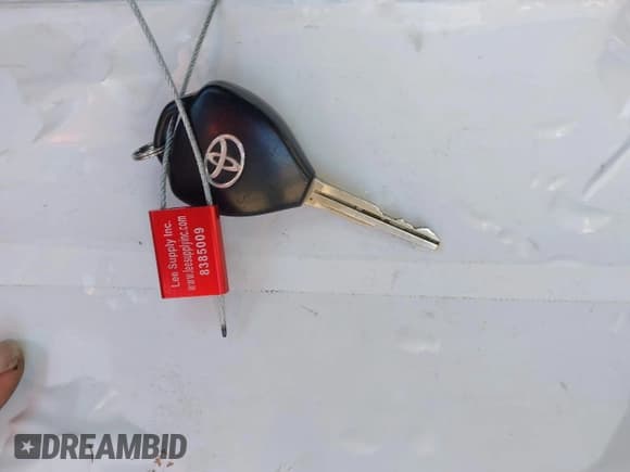 ✅ 2008 Toyota Avalon XL • VIN: 4T1BK36B48U320015 • Lot: 43486800. Listed on IAAI with 168,815 mi. Free auction sales archive from the USA and detailed vehicle history report at DreamBid. Image 11.