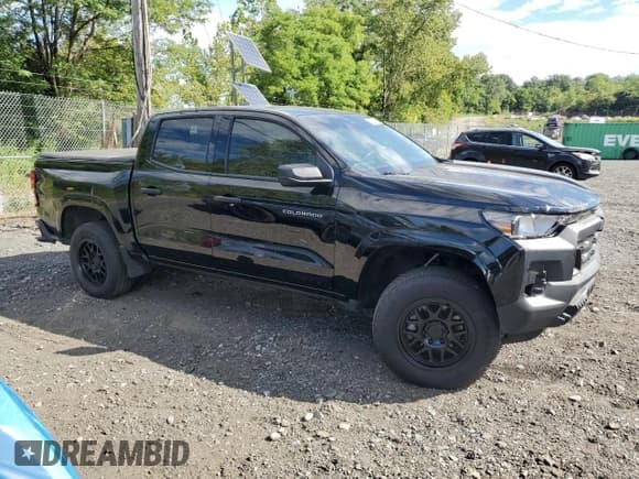 ✅ 2024 Chevrolet Colorado 2WD Work Truck • VIN: 1GCPSBEK2R1148172 • Лот: 91879155. Опубликован ранее на Copart с пробегом 12 853 миль. Бесплатный доступ к архиву аукционных продаж из США и подробный отчёт об истории автомобиля на DreamBid. Изображение 4.