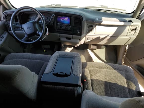 ✅ 1999 Chevrolet Silverado 1500 LS • VIN: 2GCEC19V5X1216037 • Лот: 76919114. Опубликован ранее на Copart с пробегом 101 587 миль. Бесплатный доступ к архиву аукционных продаж из США и подробный отчёт об истории автомобиля на DreamBid. Изображение 8.