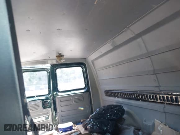 ✅ 2008 Ford Econoline Cargo Commercial • VIN: 1FTNE24W98DA60204 • Lot: 42508766. Listed on IAAI with 163,270 mi. Free auction sales archive from the USA and detailed vehicle history report at DreamBid. Image 8.