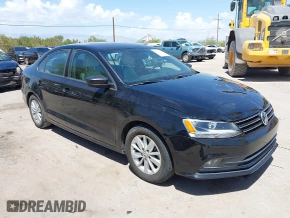 ✅ 2015 Volkswagen Jetta SE • VIN: 3VWD17AJ7FM225002 • Lot: 42843029. Listed on IAAI with 114,903 mi. Free auction sales archive from the USA and detailed vehicle history report at DreamBid. Image 1.