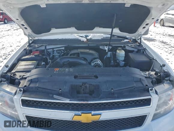 ✅ 2013 Chevrolet Suburban • VIN: 1GNWKMEG1DR147955 • Lot: 94295655. Listed on Copart with 187,251 mi. Free auction sales archive from the USA and detailed vehicle history report at DreamBid. Image 12.