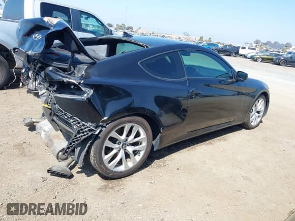 ✅ 2013 Hyundai Genesis Coupe R-Spec • VIN: KMHHT6KD9DU094919 • Lot: 41871804. Wystawiony na IAAI z przebiegiem 102 269 mil. Bezpłatny archiwum sprzedaży aukcyjnych z USA i szczegółowy raport historii pojazdu na DreamBid. Zdjęcie 4.