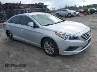 ✅ 2017 Hyundai Sonata 2.4L • VIN: 5NPE24AF3HH504339 • Лот: 43420800. Опубликован ранее на IAAI с пробегом 68 000 миль. Бесплатный доступ к архиву аукционных продаж из США и подробный отчёт об истории автомобиля на DreamBid. Изображение 1.