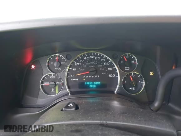 ✅ 2020 Chevrolet Express Cargo • VIN: 1GCWGAFP3L1271102 • Lot: 43591018. Listed on IAAI with 47,144 mi. Free auction sales archive from the USA and detailed vehicle history report at DreamBid. Image 7.