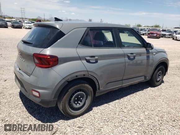 2020 Hyundai Venue SE with VIN KMHRB8A39LU019065, listed as a Copart auction lot 60753444 with 131,476 mi miles and Salvage title. Bid and sale history available at DreamBid. Image 3.