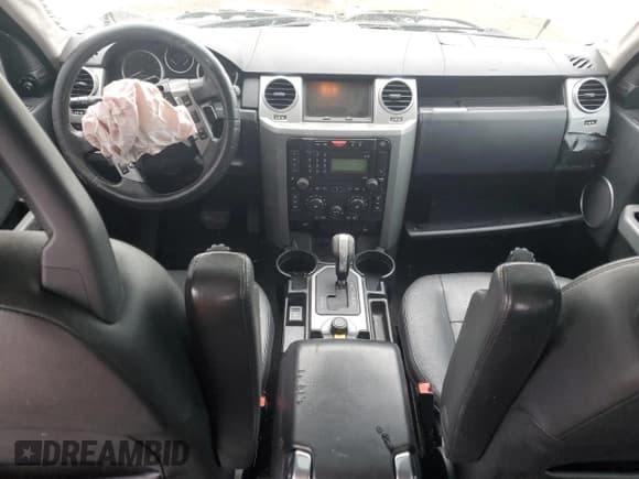 ✅ 2008 Land Rover LR3 SE • VIN: SALAE25428A443374 • Lot: 88840035. Listed on Copart with 167,816 mi. Free auction sales archive from the USA and detailed vehicle history report at DreamBid. Image 8.