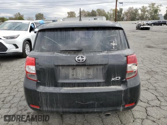 ✅ 2013 Scion xD • VIN: JTKKUPB45D1033946 • Lot: 85741745. Listed on Copart with 287,902 mi. Free auction sales archive from the USA and detailed vehicle history report at DreamBid. Image 6.