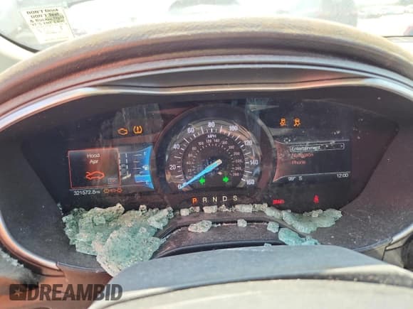 ✅ 2019 Ford Fusion Titanium • VIN: 3FA6P0D91KR121207 • Lot: 71102685. Wystawiony na Copart z przebiegiem 321 572 mil. Bezpłatny archiwum sprzedaży aukcyjnych z USA i szczegółowy raport historii pojazdu na DreamBid. Zdjęcie 9.