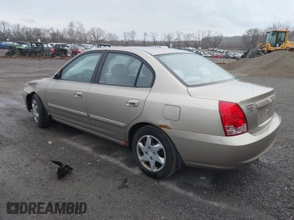 ✅ 2006 Hyundai Elantra GLS • VIN: KMHDN46D46U282340 • Lot: 41829302. Wystawiony na IAAI z przebiegiem 111 804 mil. Bezpłatny archiwum sprzedaży aukcyjnych z USA i szczegółowy raport historii pojazdu na DreamBid. Zdjęcie 3.