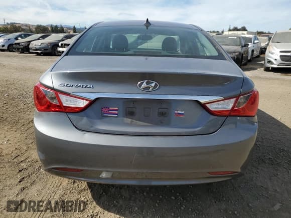 ✅ 2013 Hyundai Sonata GLS • VIN: 5NPEB4AC7DH684778 • Lot: 75532884. Listed on Copart with 254,165 mi. Free auction sales archive from the USA and detailed vehicle history report at DreamBid. Image 6.