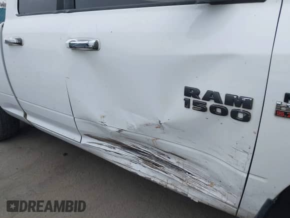 2016 Ram 1500 Big Horn with VIN 1C6RR7GT0GS356556, listed as a IAAI auction lot 42259117 with 200,862 mi miles and . Bid and sale history available at DreamBid. Image 6.