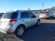 ✅ 2009 Suzuki SX4 AWD • VIN: JS2YB413896200346 • Lot: 43714498. Wystawiony na IAAI z przebiegiem 227 017 mil. Bezpłatny archiwum sprzedaży aukcyjnych z USA i szczegółowy raport historii pojazdu na DreamBid. Zdjęcie 13.