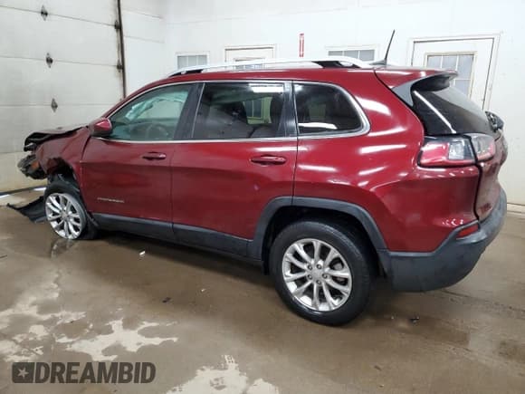 ✅ 2019 Jeep Cherokee Latitude • VIN: 1C4PJLCB0KD241143 • Lot: 86598155. Wystawiony na Copart z przebiegiem 135 150 mil. Bezpłatny archiwum sprzedaży aukcyjnych z USA i szczegółowy raport historii pojazdu na DreamBid. Zdjęcie 2.