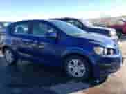 2013 Chevrolet Sonic LT с VIN 1G1JD6SH1D4213156, выставлен на аукционе Copart как лот 43438135 с пробегом 86 625 миль миль и Списание • Salvage title. История ставок и продаж доступна на DreamBid. Изображение 4.