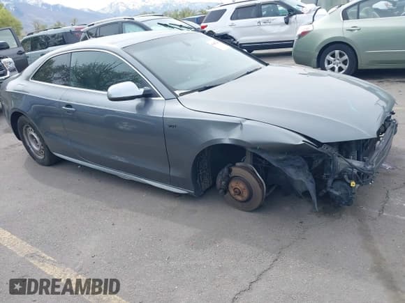 ✅ 2012 Audi S5 Premium Plus • VIN: WAUCVAFR0CA001543 • Lot: 42087961. Wystawiony na IAAI z przebiegiem 100 951 mil. Bezpłatny archiwum sprzedaży aukcyjnych z USA i szczegółowy raport historii pojazdu na DreamBid. Zdjęcie 1.