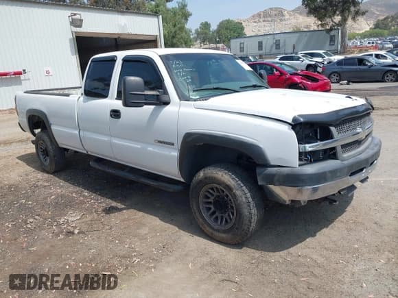 ✅ 2003 Chevrolet Silverado 2500HD LS • VIN: 1GCHC29U83E220053 • Lot: 42383404. Listed on IAAI with Not provided. Free auction sales archive from the USA and detailed vehicle history report at DreamBid. Image 1.