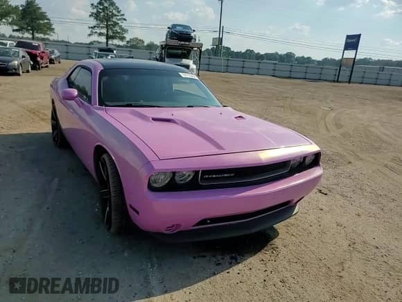 ✅ 2012 Dodge Challenger SXT • VIN: 2C3CDYAG7CH161977 • Lot: 72713354. Wystawiony na Copart z przebiegiem 240 769 mil. Bezpłatny archiwum sprzedaży aukcyjnych z USA i szczegółowy raport historii pojazdu na DreamBid. Zdjęcie 10.