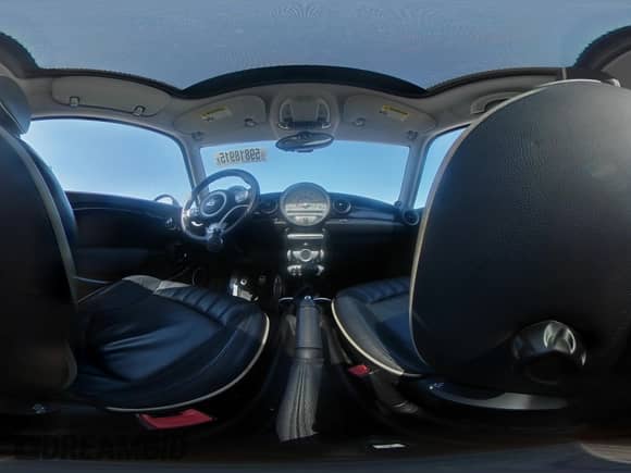 2010 MINI Hardtop S with VIN WMWMF7C58ATX42725, listed as a Copart auction lot 59818915 with 86,452 mi miles and Salvage title. Bid and sale history available at DreamBid. Image 15.