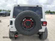 ✅ 2022 Jeep Wrangler Unlimited Sahara • VIN: 1C4HJXEG4NW254507 • Лот: 54151955. Опубликован ранее на Copart с пробегом 30 547 миль. Бесплатный доступ к архиву аукционных продаж из США и подробный отчёт об истории автомобиля на DreamBid. Изображение 6.