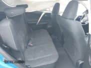 ✅ 2018 Toyota RAV4 XLE • VIN: JTMRFREV8JJ741992 • Лот: 43396927. Опубликован ранее на IAAI с пробегом 147 726 миль. Бесплатный доступ к архиву аукционных продаж из США и подробный отчёт об истории автомобиля на DreamBid. Изображение 8.