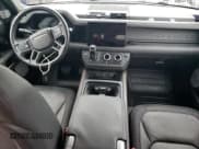 ✅ 2023 Land Rover Defender X-Dynamic SE • VIN: SALE2FEUXP2203144 • Лот: 74942574. Опубликован ранее на Copart с пробегом Не указан. Бесплатный доступ к архиву аукционных продаж из США и подробный отчёт об истории автомобиля на DreamBid. Изображение 8.