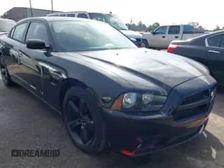 ✅ 2014 Dodge Charger RT • VIN: 2C3CDXCT7EH356453 • Lot: 41484769. Wystawiony na IAAI z przebiegiem 130 225 mil. Bezpłatny archiwum sprzedaży aukcyjnych z USA i szczegółowy raport historii pojazdu na DreamBid. Zdjęcie 1.