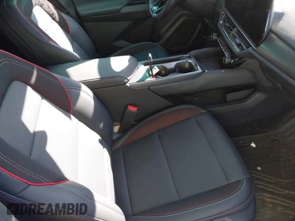 ✅ 2024 Chevrolet Equinox EV RS • VIN: 3GN7DSRP2RS262727 • Лот: 43559726. Опубликован ранее на IAAI с пробегом 14 693 миль. Бесплатный доступ к архиву аукционных продаж из США и подробный отчёт об истории автомобиля на DreamBid. Изображение 5.